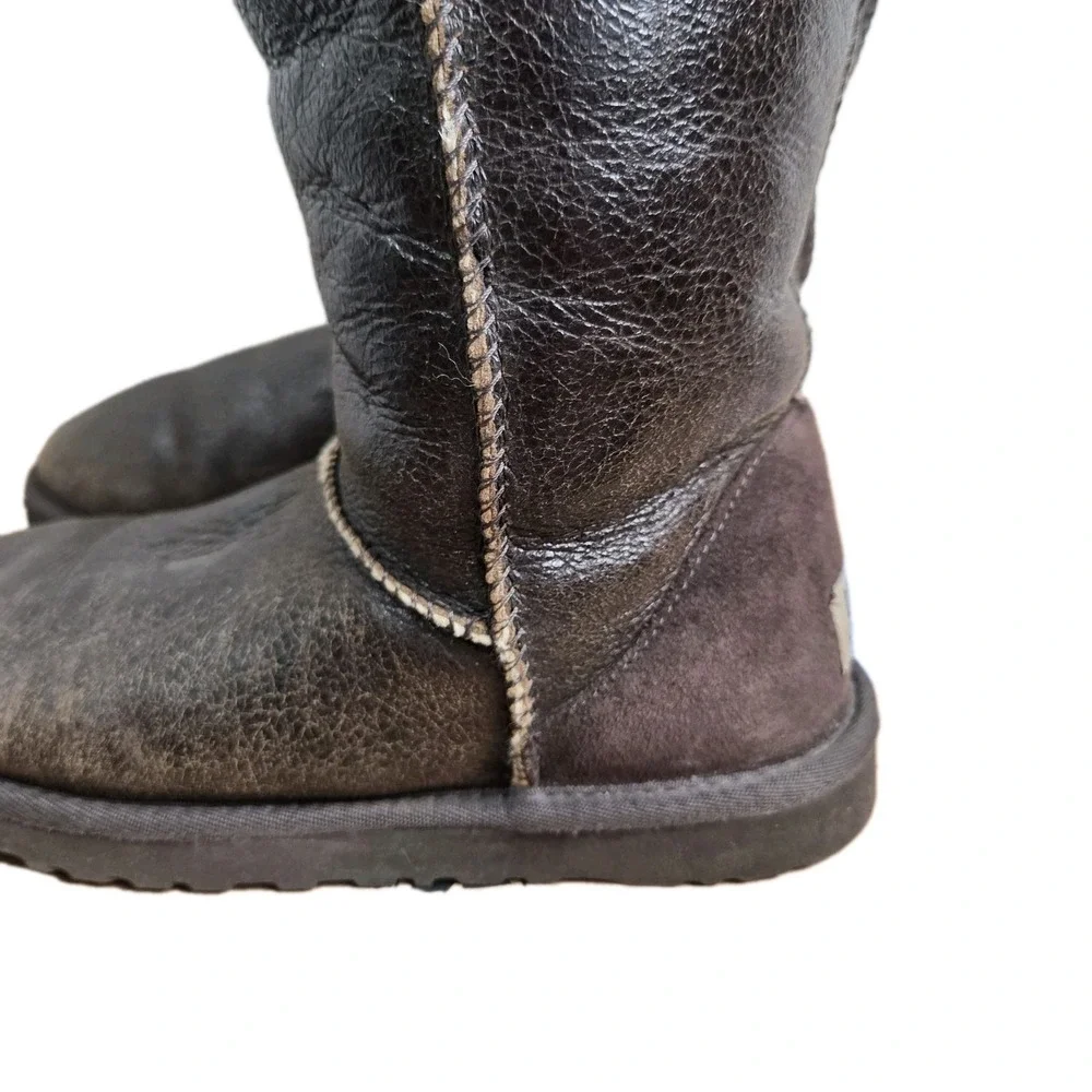 Uggs Tall Bomber 5804 Brown Leather Sheepskin‎ Lined Womens 6 Boots Warm Winter
